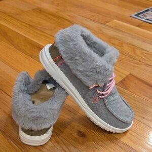 Hey Dude Women's Gray and Pink Shoes